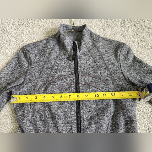 Lululemon Define Jacket Size 4 - Picture 10 of 10